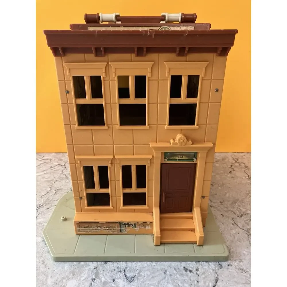 Vintage Fisher Price Play Toy Family Sesame Street House Lot Fold & Carry #938